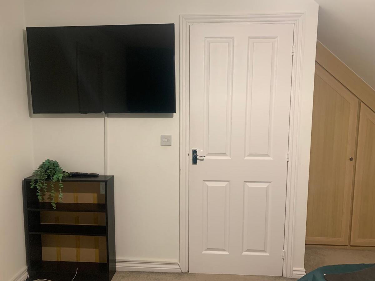 Comfy Double Bedroom In Greater Manchester Exteriér fotografie